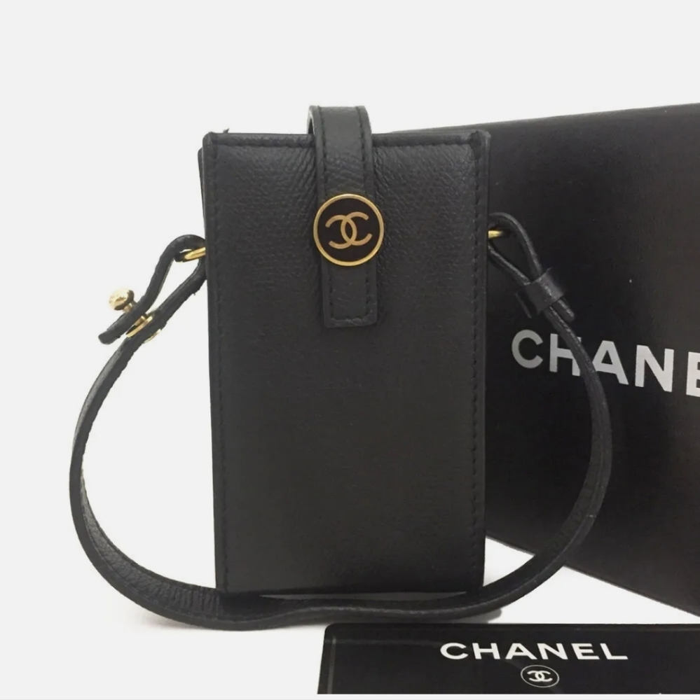 CHANEL COCO BUTTON CAVIAR CIGARETTE TOBACCO CASE/S1900
